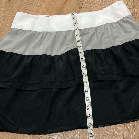 NWT Banana republic outlet size 8 color block tiered skirt - Picture 5 of 6